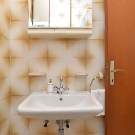 Fuer 2 Personen Ca 25 Qm In Medulin, Istrien Suedkueste Von Istrien Apartment